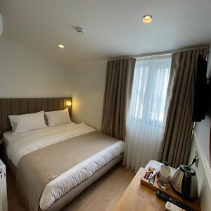 Budget Single Room